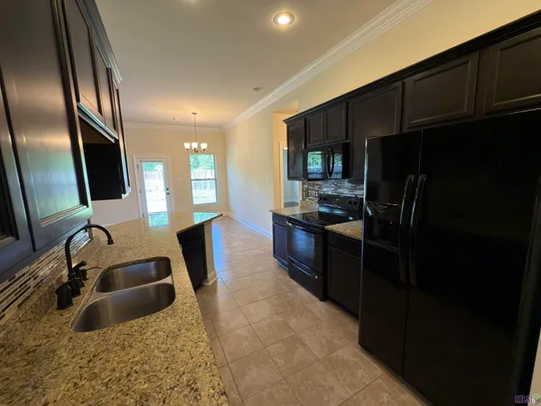 $2,200 | 1337 Cedar Trail Avenue, Zachary, LA 70791