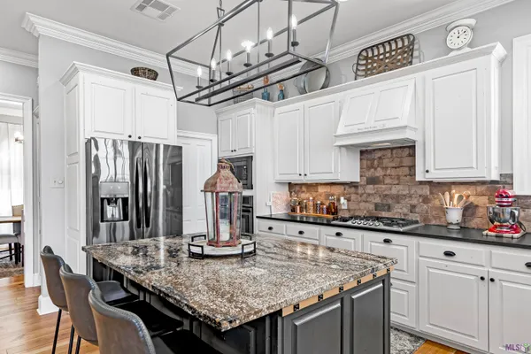 $1,099,000 | 7890 False River Drive, Oscar, LA 70762