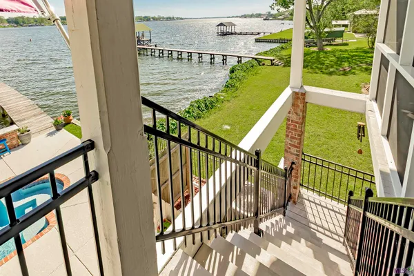 $1,099,000 | 7890 False River Drive, Oscar, LA 70762