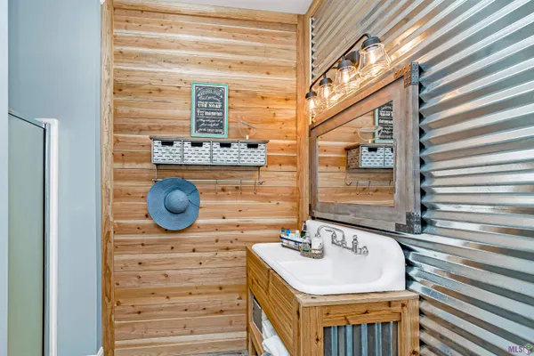 $1,099,000 | 7890 False River Drive, Oscar, LA 70762