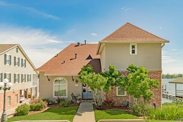 $1,099,000 | 7890 False River Drive, Oscar, LA 70762