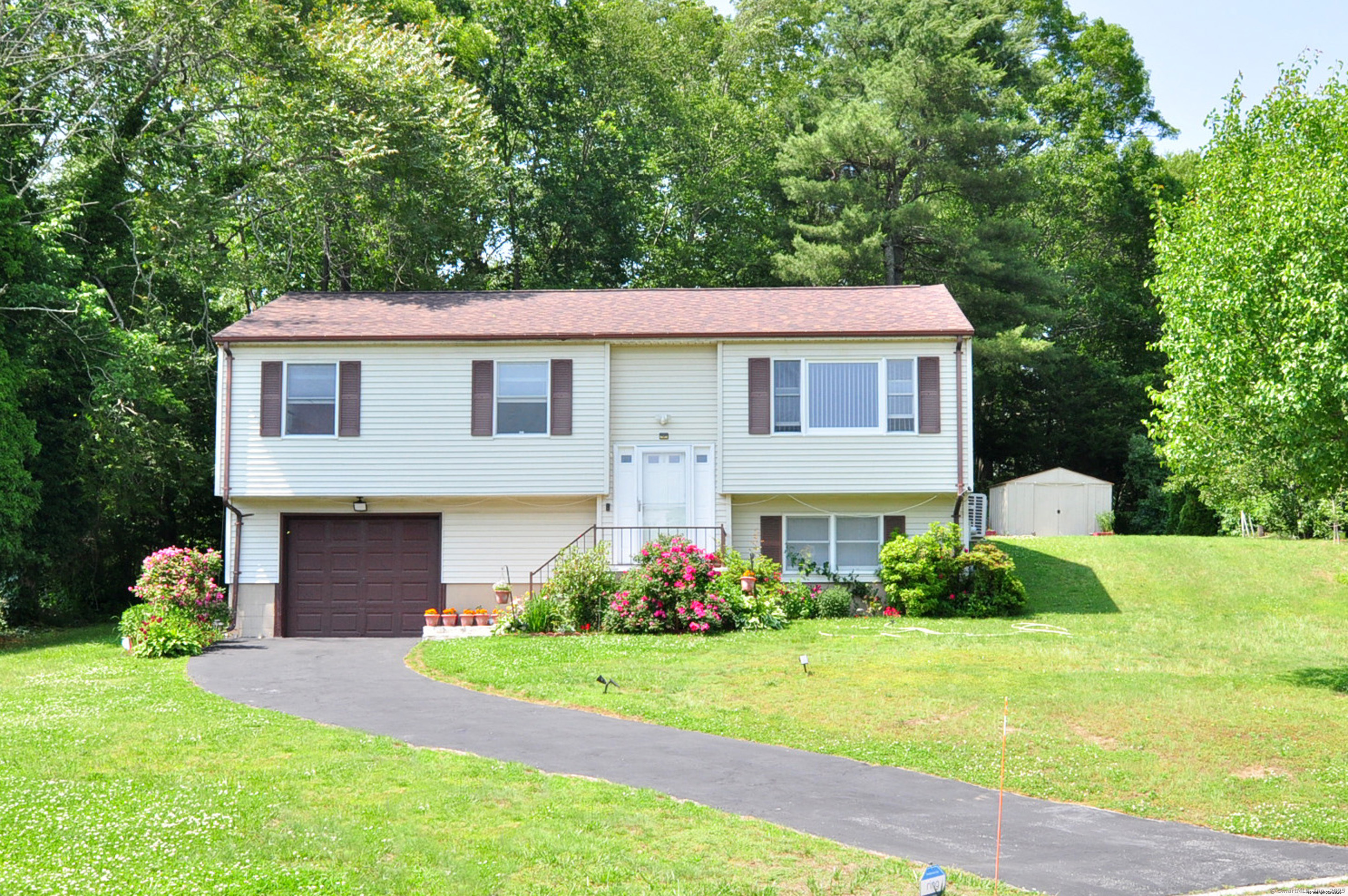 8 Pons Road Groton, CT 06355 - Photo 1 of 1