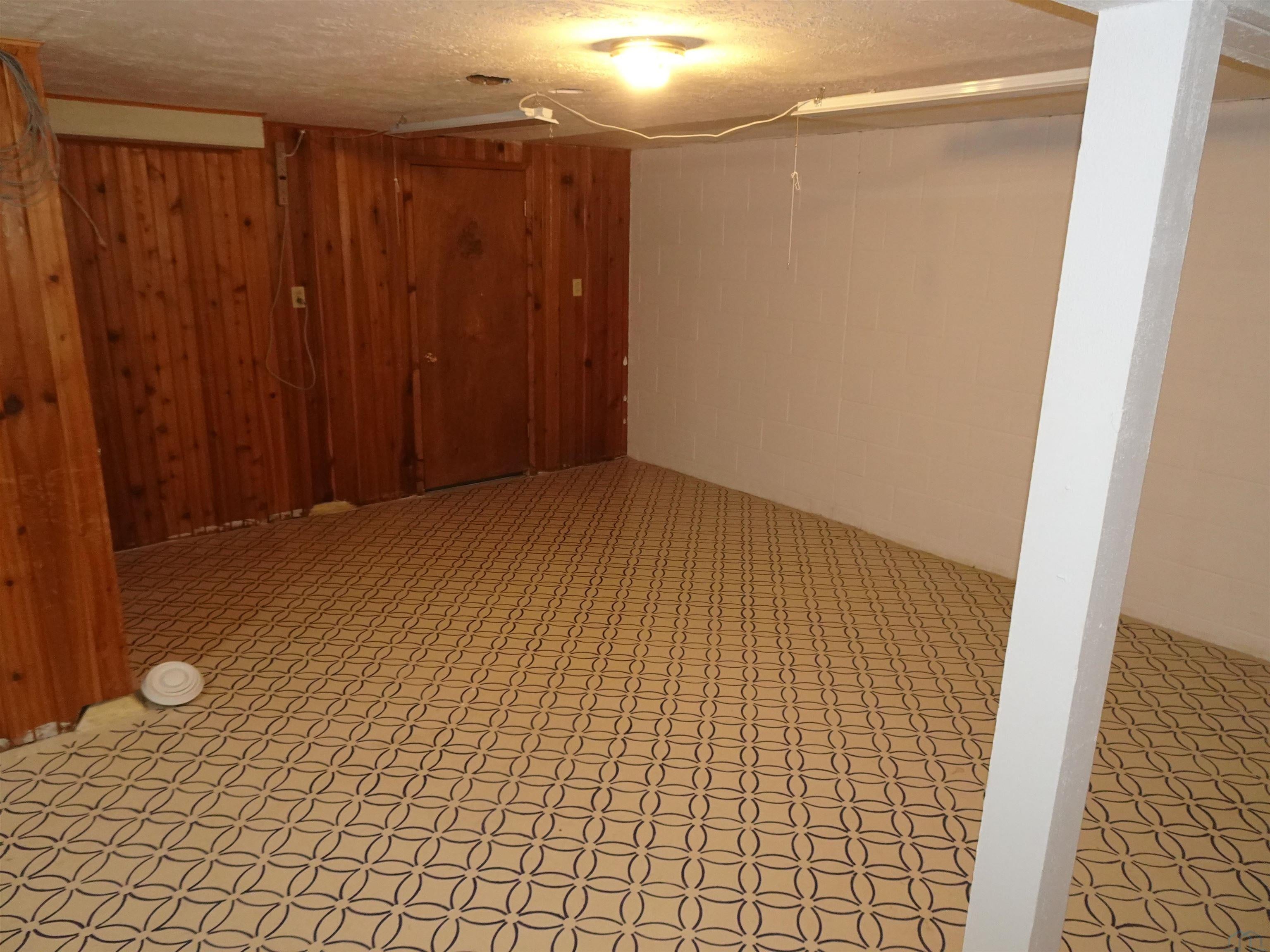 612 5th Street Sheldon, IA 51201 - Photo 20 of 28 Gallery Image 20