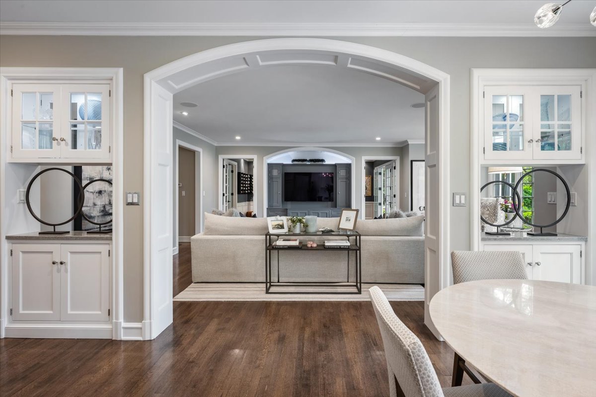 9360 Ridgeway Avenue Evanston, IL 60203 - Photo 19 of 92 Gallery Image 19