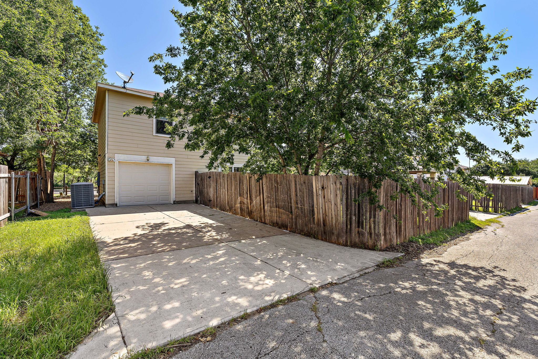 5705 Viewpoint Drive Austin, TX 78744 - Photo 27 of 30 Close to the action, far from downtown pricing.