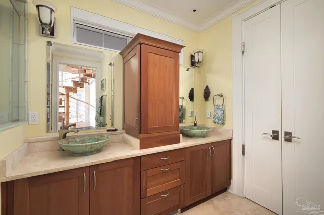 $2,399,000 | 17 Wharf Avenue, Pensacola, FL 32502