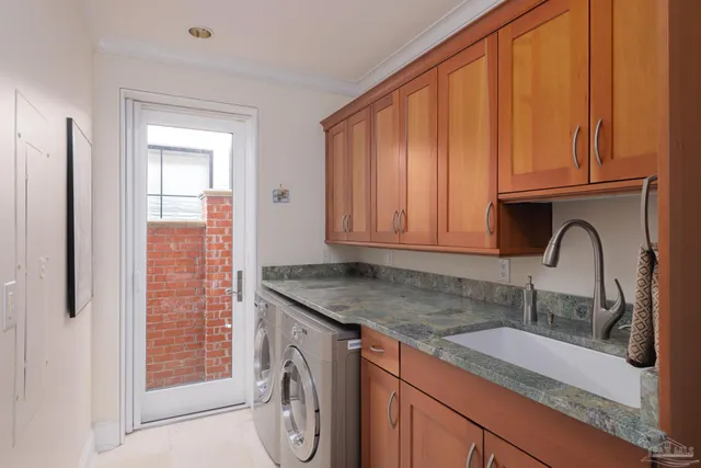 $2,399,000 | 17 Wharf Avenue, Pensacola, FL 32502