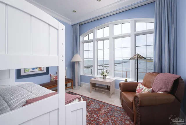 $2,399,000 | 17 Wharf Avenue, Pensacola, FL 32502