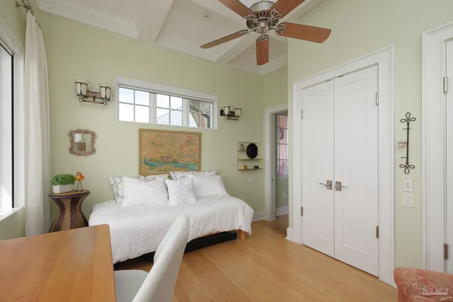 $2,399,000 | 17 Wharf Avenue, Pensacola, FL 32502