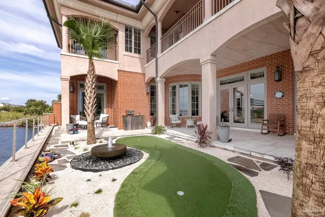 $2,399,000 | 17 Wharf Avenue, Pensacola, FL 32502
