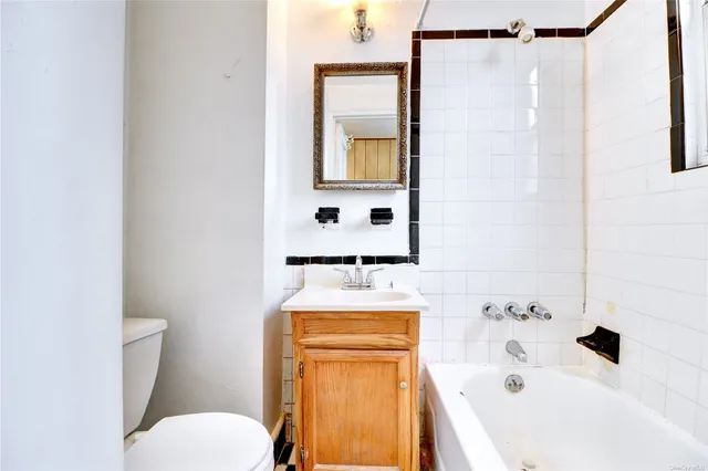 $3,500,000 | 159 Nassau Avenue | Greenpoint