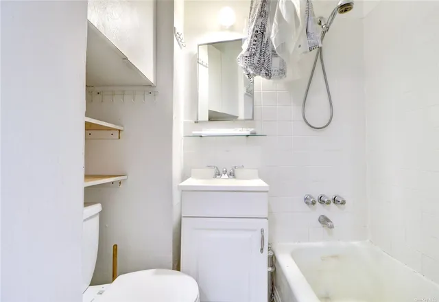 $3,500,000 | 159 Nassau Avenue | Greenpoint