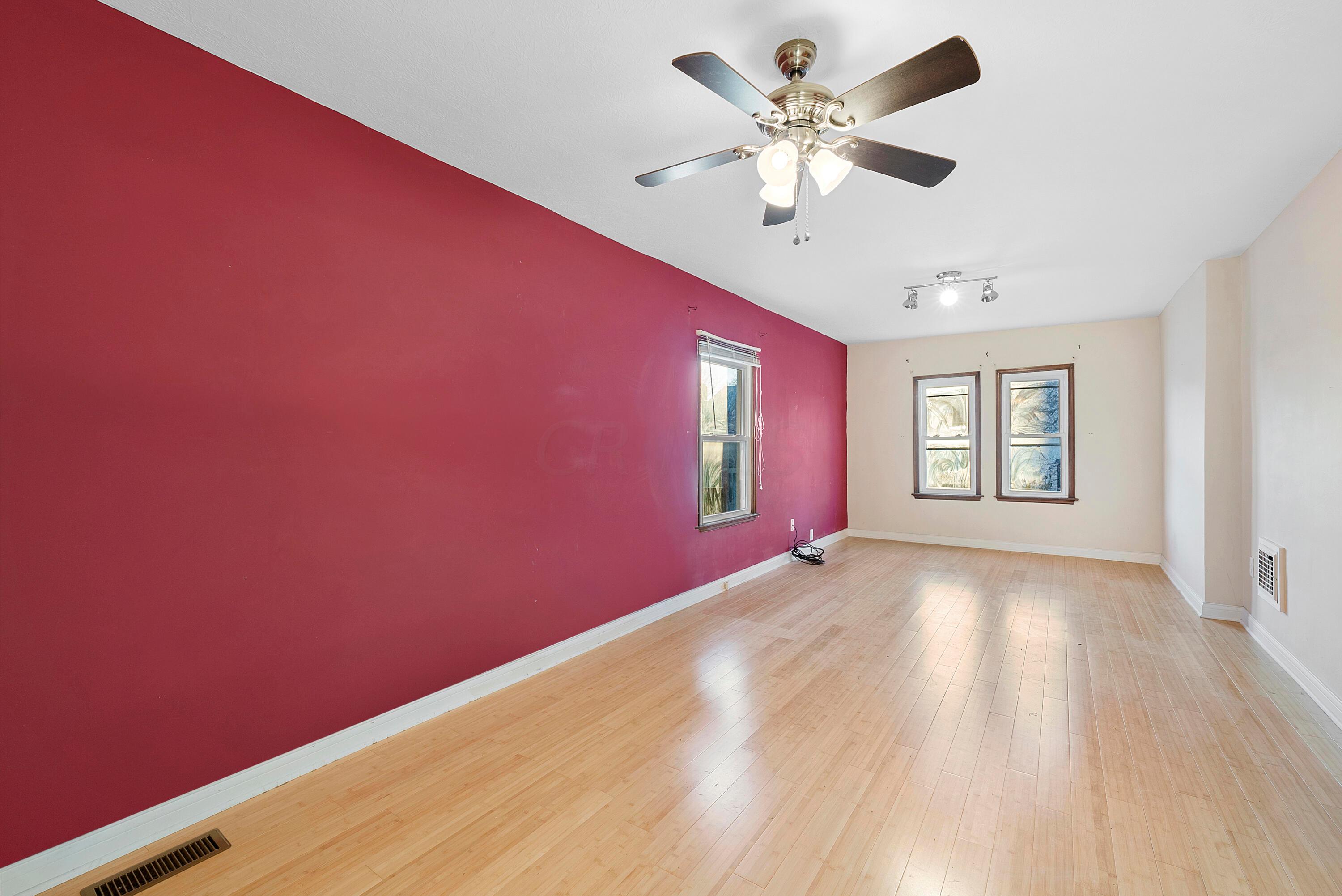 1420 Meadow Road Columbus, OH 43212 - Photo 17 of 32 DSC03888