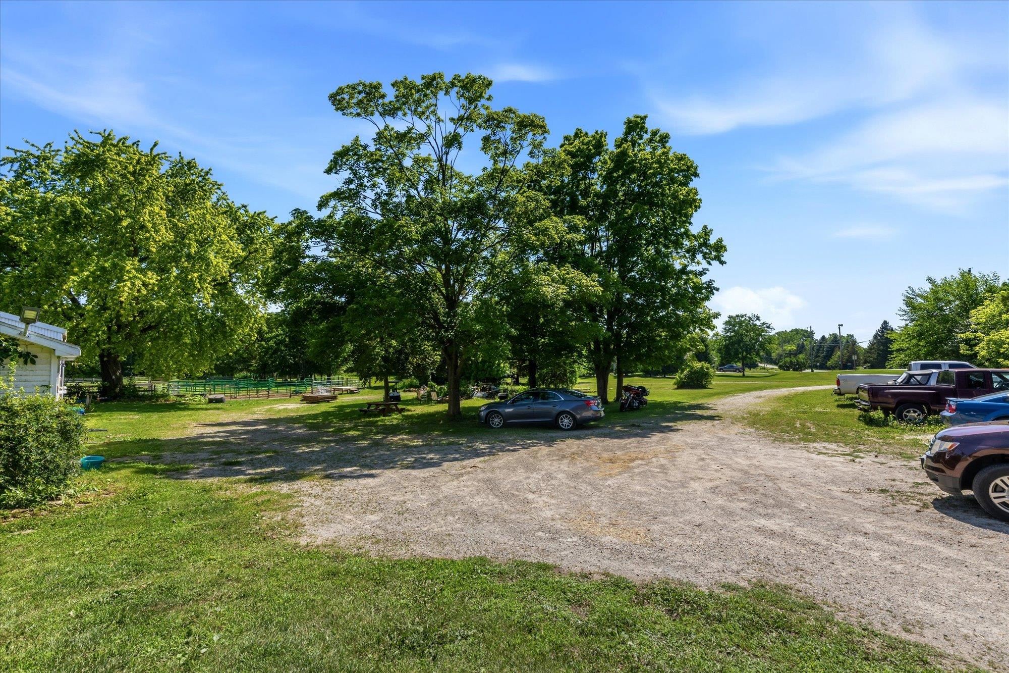 1866 Oakridge Road Neenah, WI 54956 - Photo 24 of 31