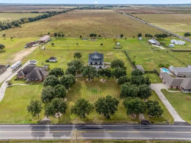 $525,000 | 5201 Highway 397 Bell City La, Bell City, LA 70630