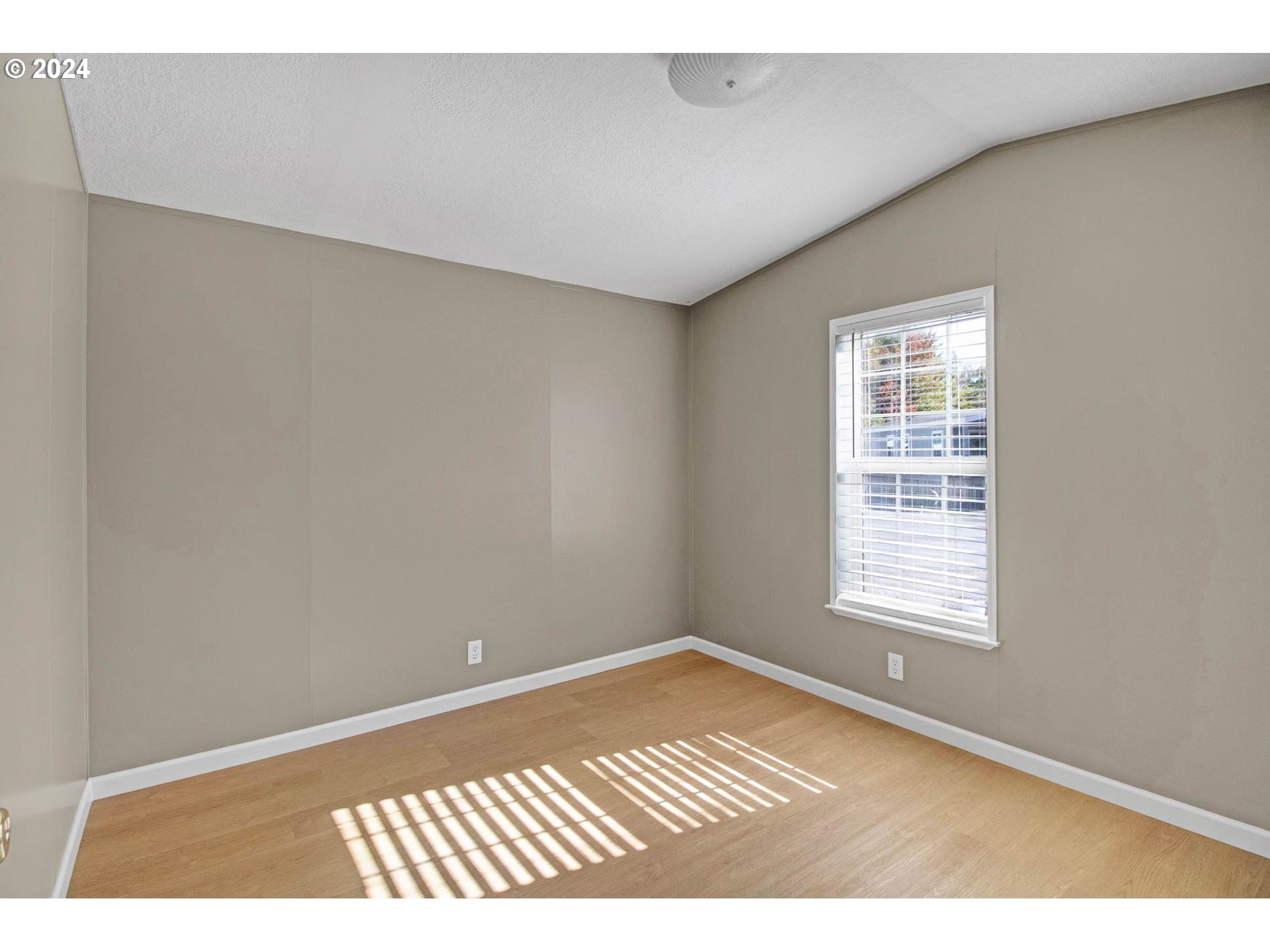 4800 Barger Drive, Unit 58 Eugene, OR 97402 - Photo 19 of 26