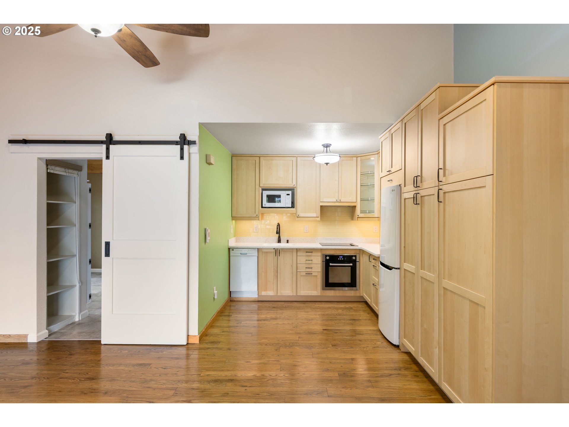 7734 Southwest Barnes Road, Unit A Portland, OR 97225 - Photo 11 of 37 Kitchen