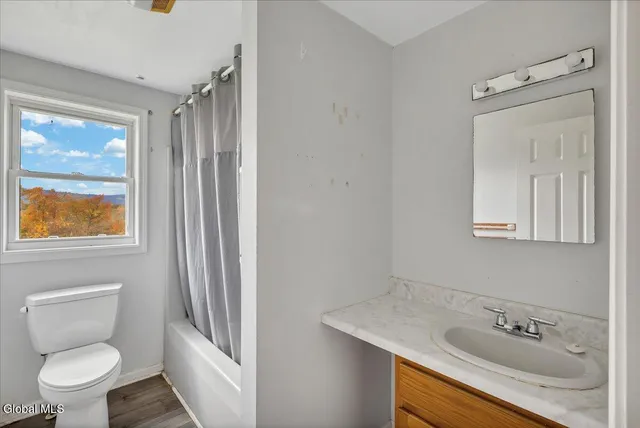 $345,000 | 42 Firehouse Road, Clermont, NY 12526