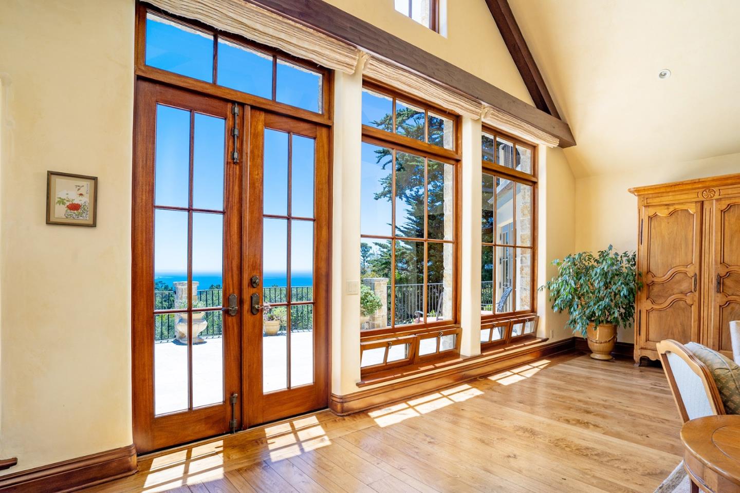 1606 Sonado Road Pebble Beach, CA 93953 - Photo 10 of 47 a view of an entryway