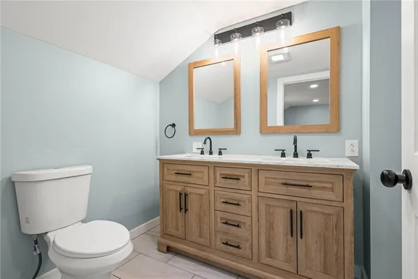 $259,900 | 49 South Street, Le Roy, NY 14482