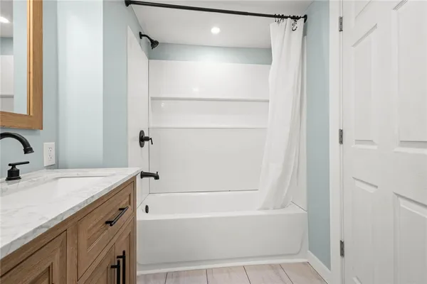 $259,900 | 49 South Street, Le Roy, NY 14482