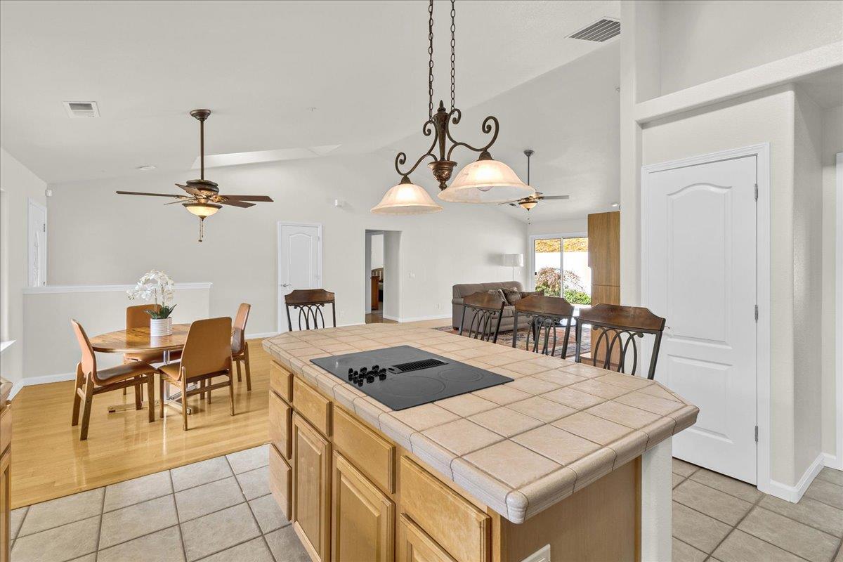 817 Lewis Road Watsonville, CA 95076 - Photo 8 of 27