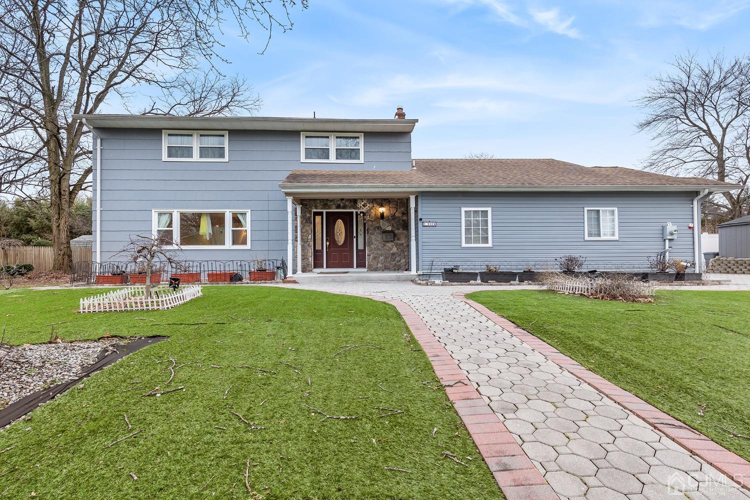 7 Wick Road East Brunswick, NJ 08816 - Photo 1 of 40 Gallery Image 1