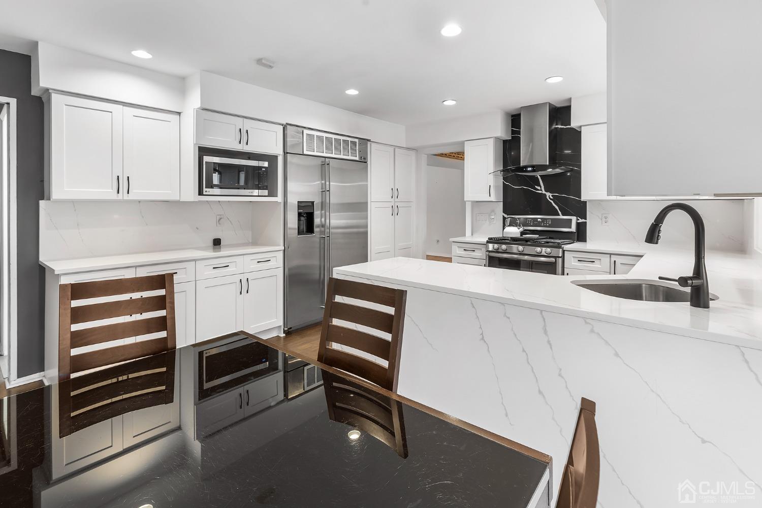 7 Wick Road East Brunswick, NJ 08816 - Photo 4 of 40 Gallery Image 4