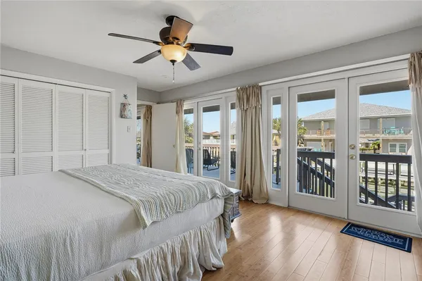 $895,000 | 11 Luau Lane, Rockport, TX 78382