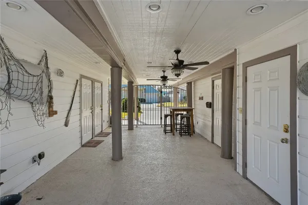 $895,000 | 11 Luau Lane, Rockport, TX 78382