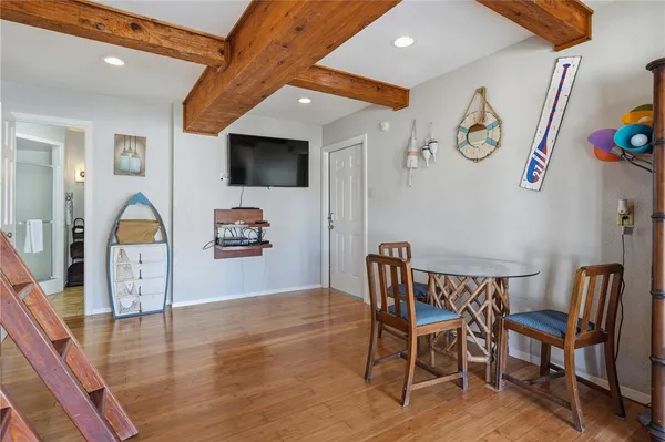 $895,000 | 11 Luau Lane, Rockport, TX 78382