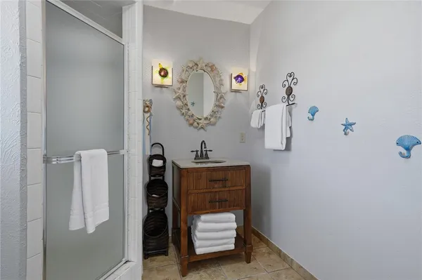 $895,000 | 11 Luau Lane, Rockport, TX 78382