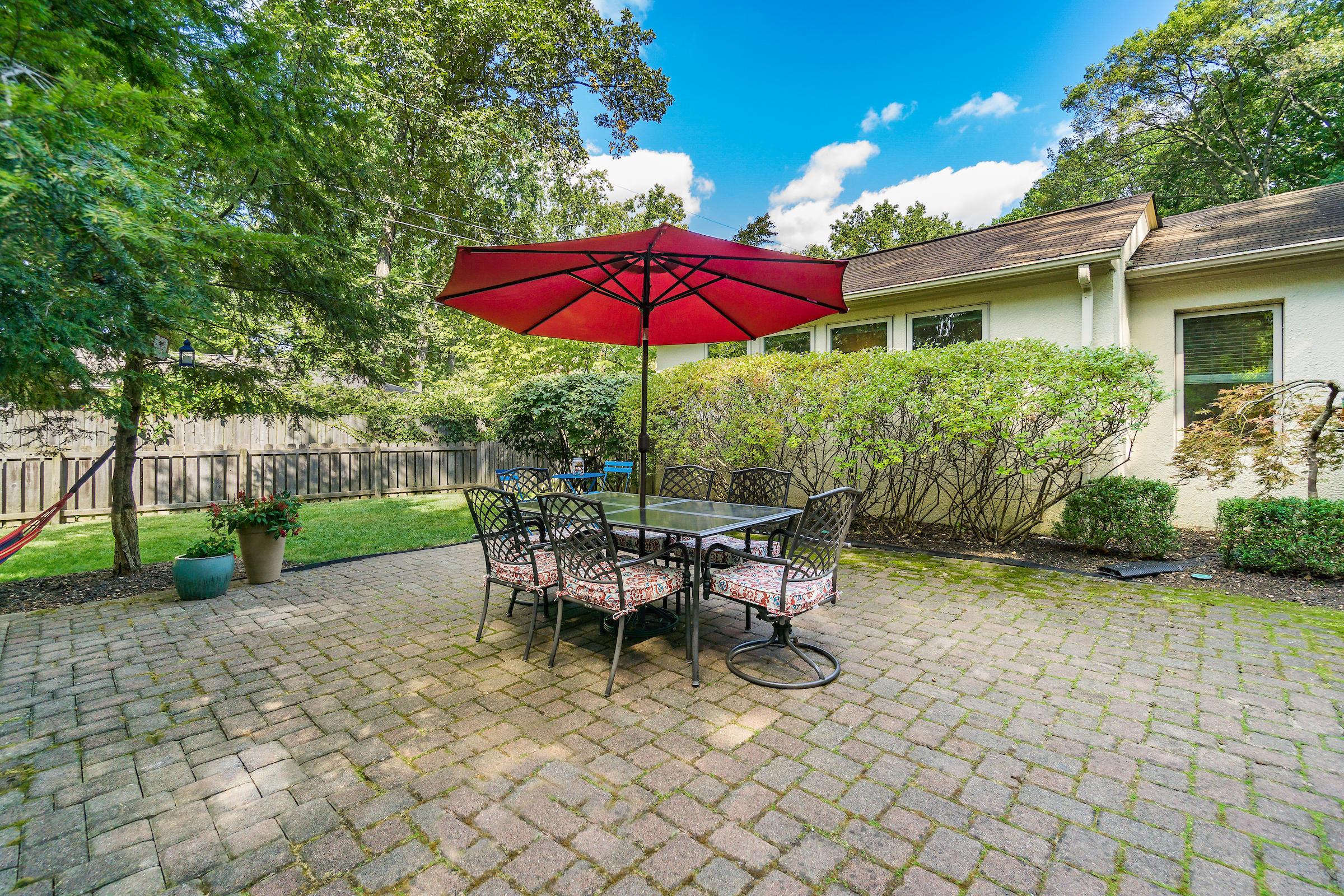 2390 Edington Road Columbus, OH 43221 - Photo 34 of 36