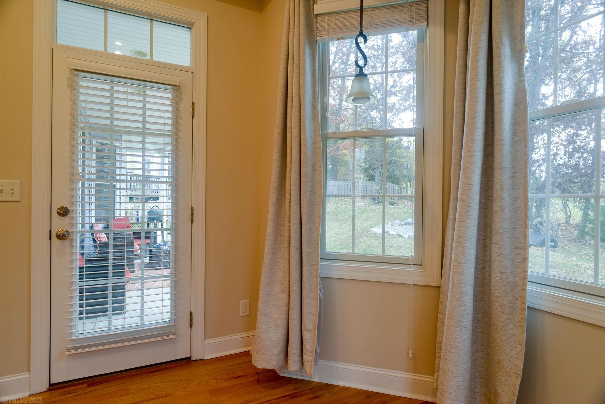 1054 Green Ridge Road Christiansburg, VA 24073 - Photo 15 of 32 Gallery Image 15