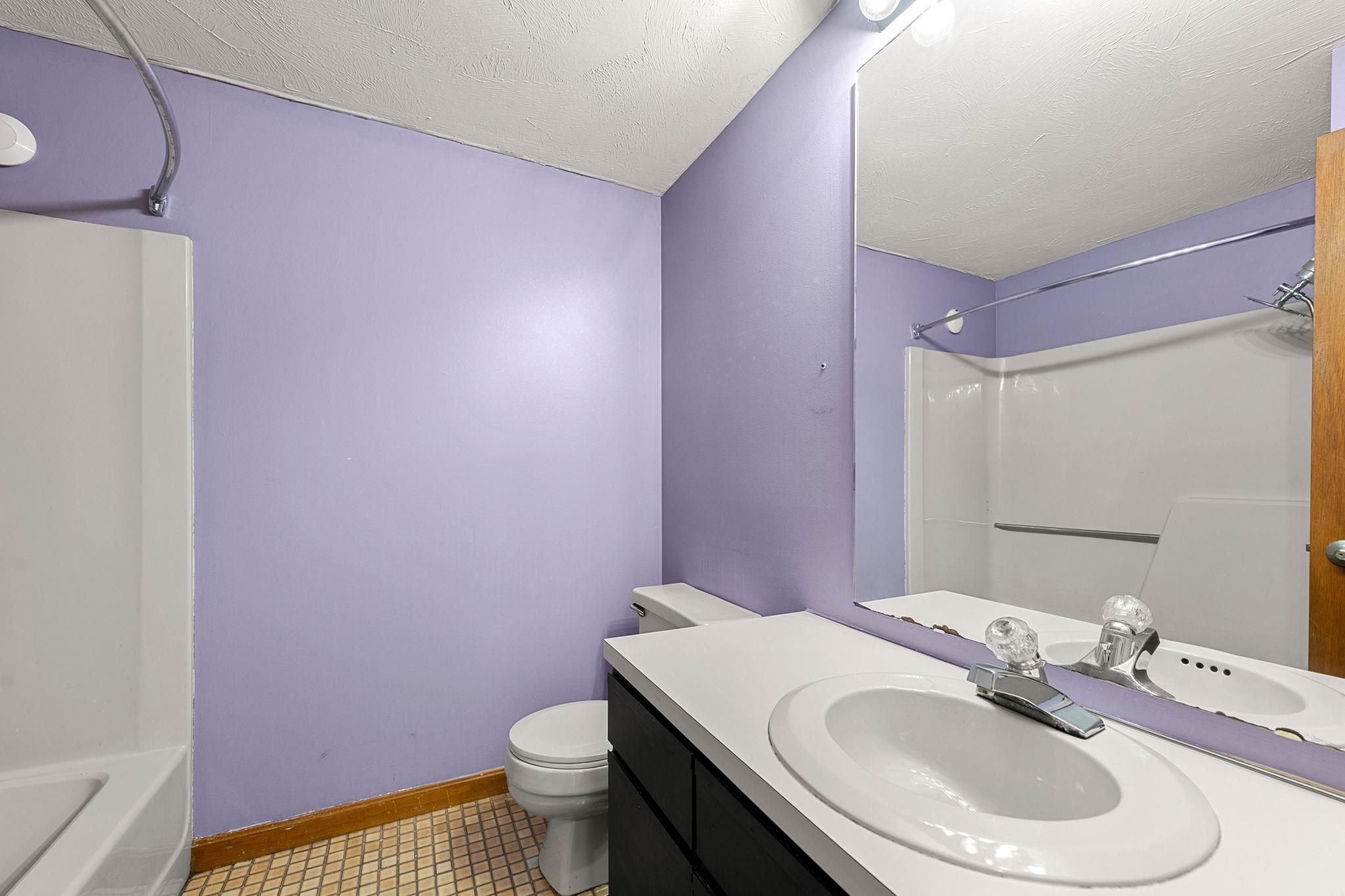 5 Tsienneto Road, Unit 20 Derry, NH 03038 - Photo 17 of 30 Gallery Image 17