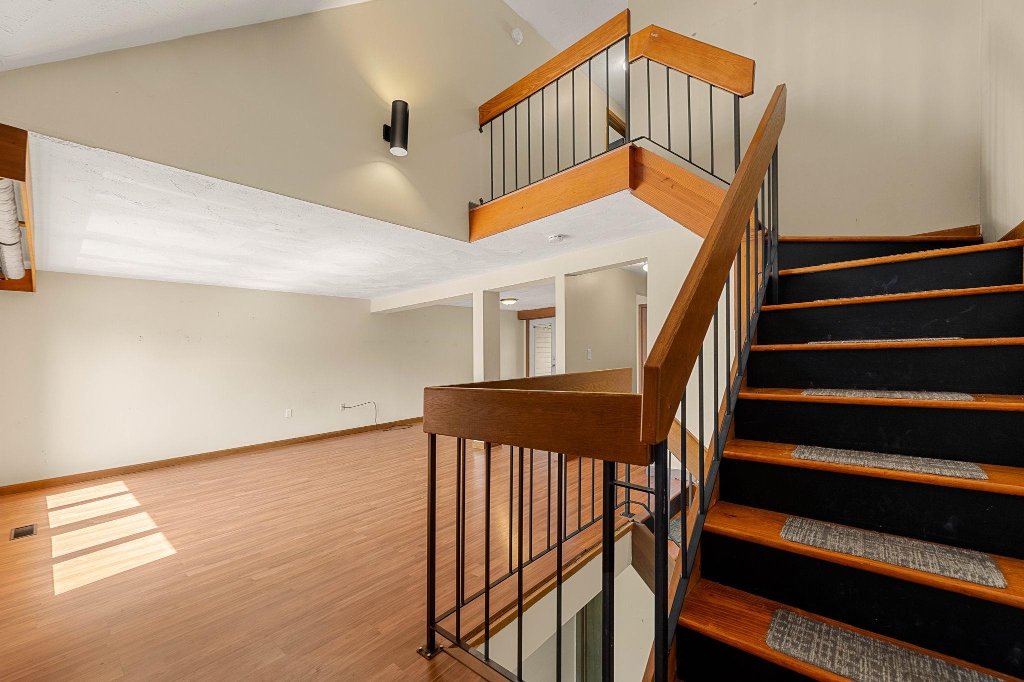 5 Tsienneto Road, Unit 20 Derry, NH 03038 - Photo 8 of 30 Gallery Image 8