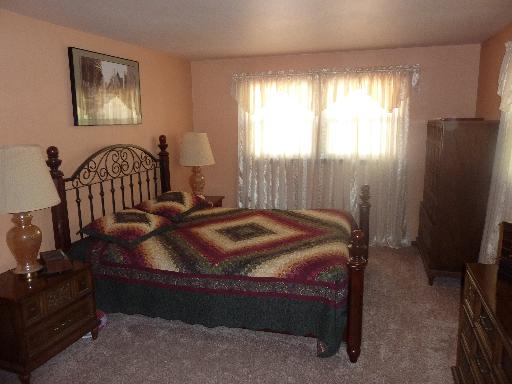 10 East Pickwick Road Arlington Heights, IL 60005 - Photo 5 of 11