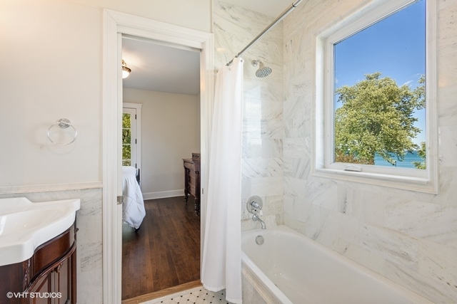 637 Sheridan Square Evanston, IL 60202 - Photo 17 of 36