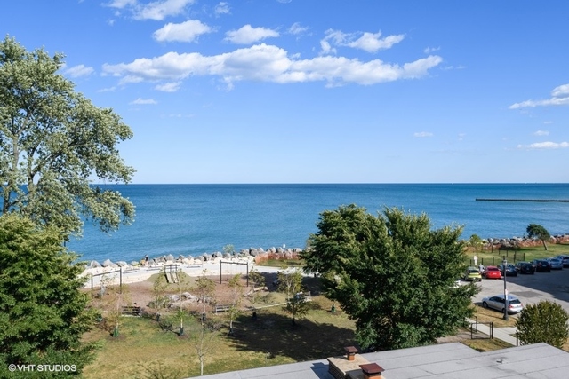 637 Sheridan Square Evanston, IL 60202 - Photo 20 of 36