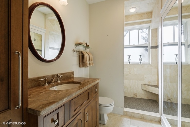 637 Sheridan Square Evanston, IL 60202 - Photo 30 of 36