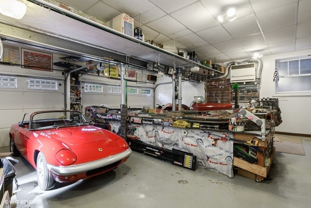 637 Sheridan Square Evanston, IL 60202 - Photo 31 of 36