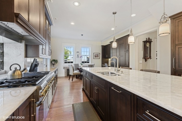 637 Sheridan Square Evanston, IL 60202 - Photo 6 of 36