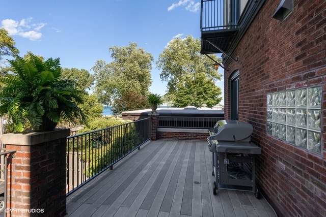 637 Sheridan Square Evanston, IL 60202 - Photo 8 of 36