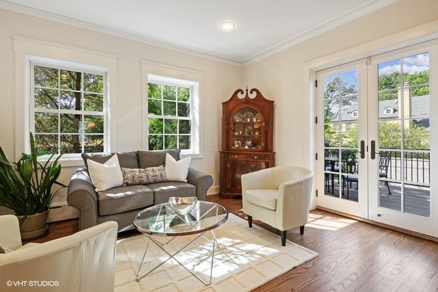 637 Sheridan Square Evanston, IL 60202 - Photo 10 of 36