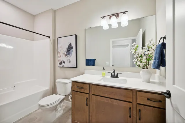 $399,900 | 7870 Willowbrook Court, Greenfield, MN 55373