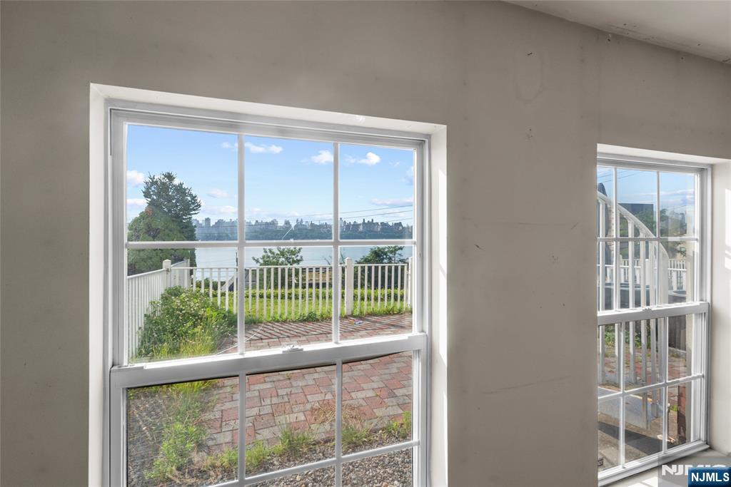 10 Bergen Ridge Road North Bergen, NJ 07047 - Photo 5 of 22