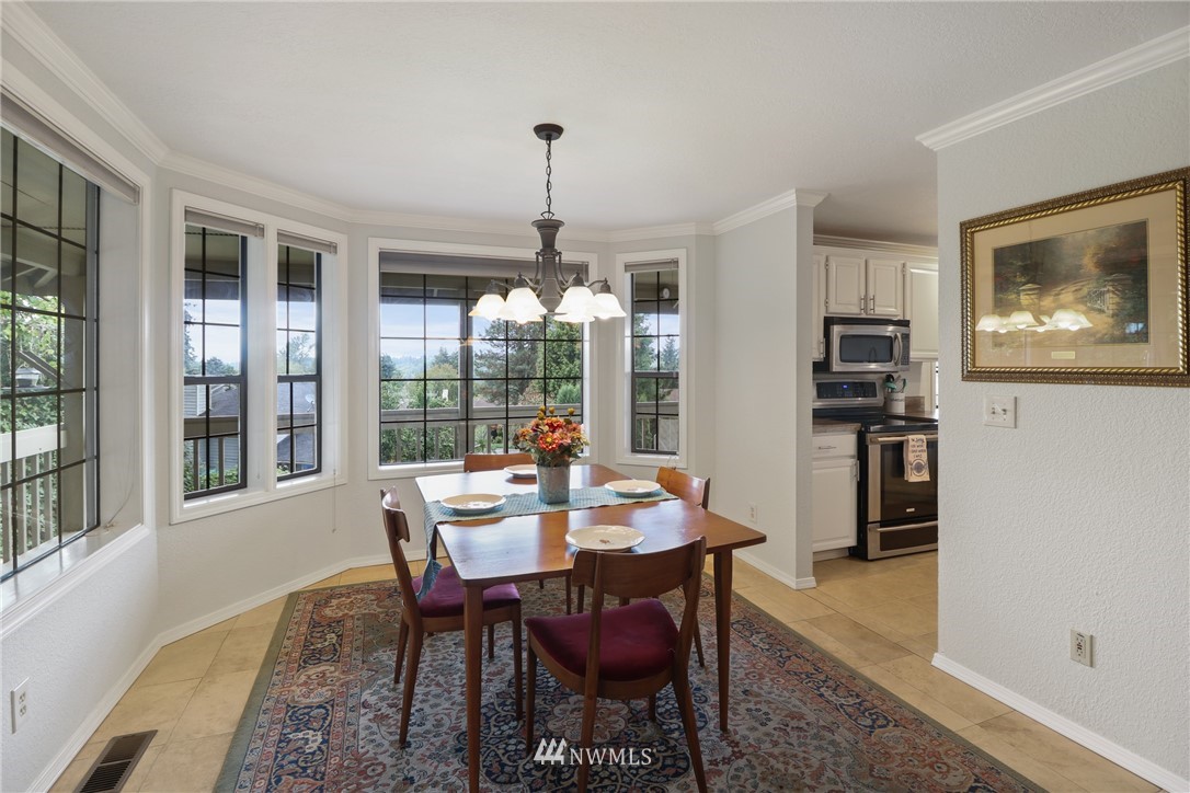 14044 Southeast 159th Place Renton, WA 98058 - Photo 12 of 40 Gallery Image 12