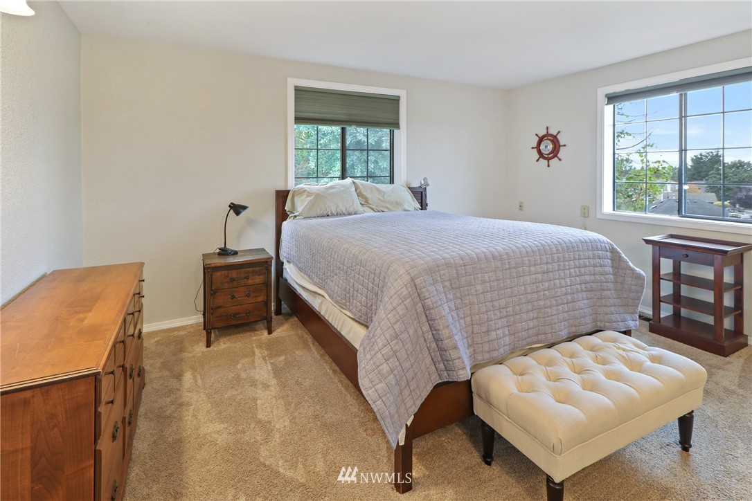 14044 Southeast 159th Place Renton, WA 98058 - Photo 19 of 40 Gallery Image 19