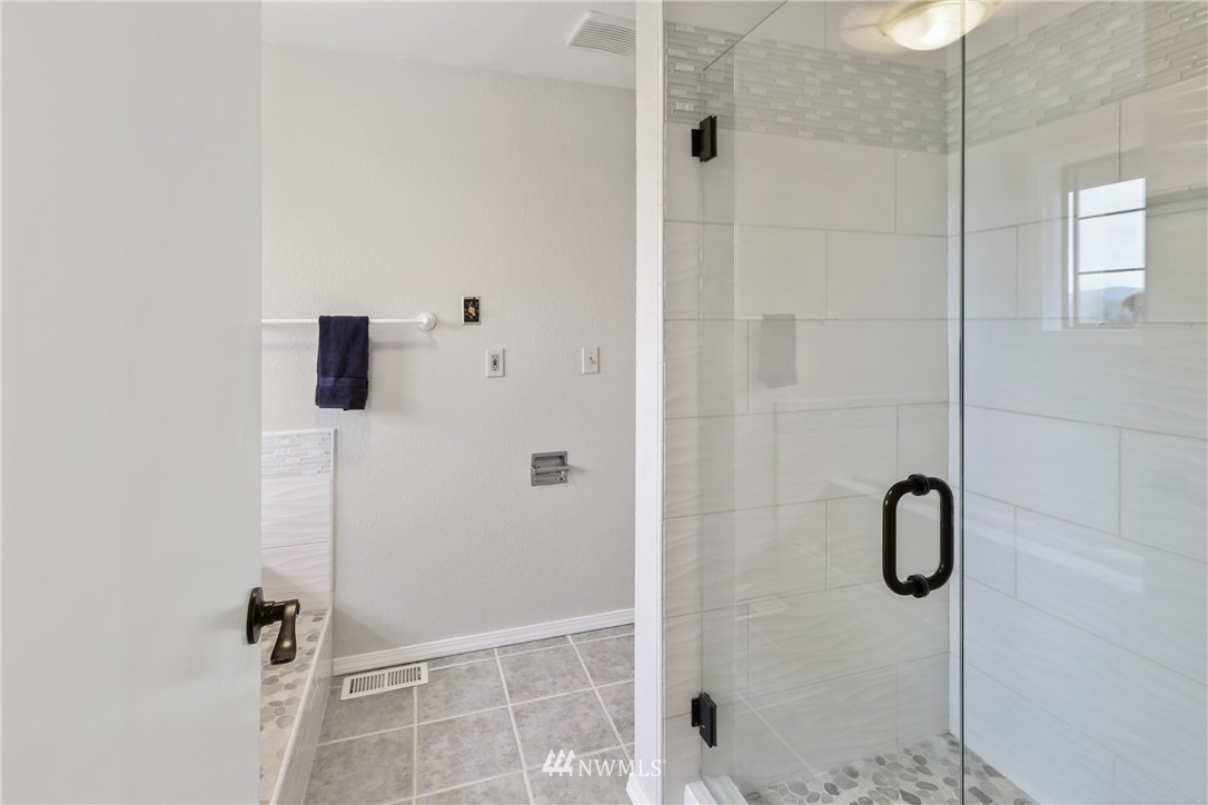 14044 Southeast 159th Place Renton, WA 98058 - Photo 24 of 40 Gallery Image 24
