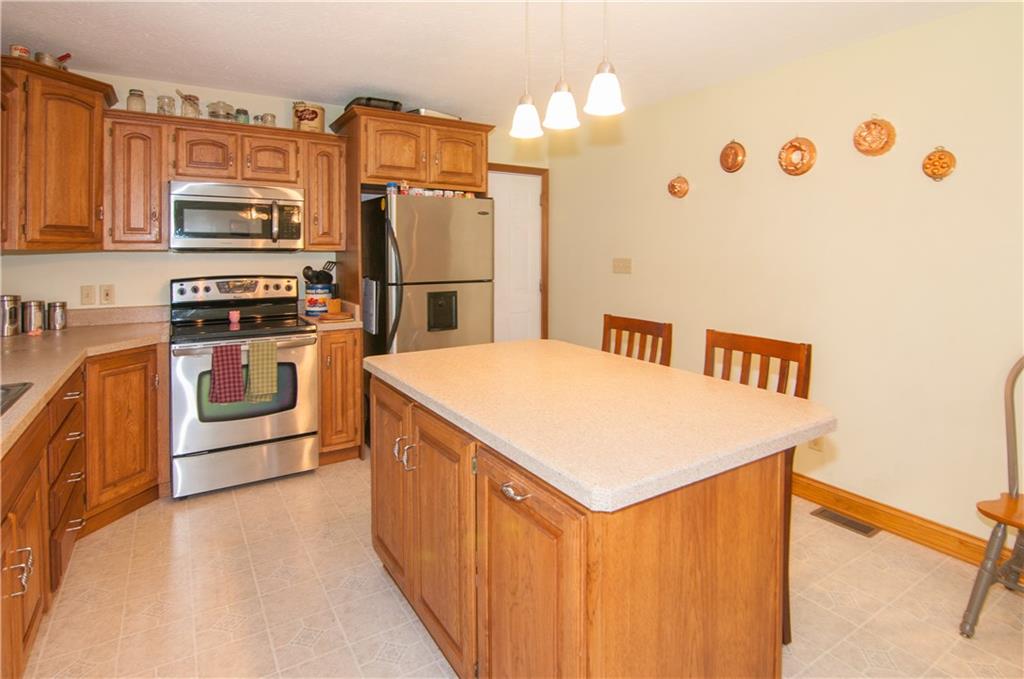 4671 West Old Trail Road Knightstown, IN 46148 - Photo 14 of 30 Gallery Image 14